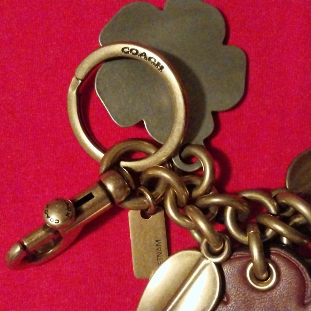 Coach Keychain - Picture 9 of 9
